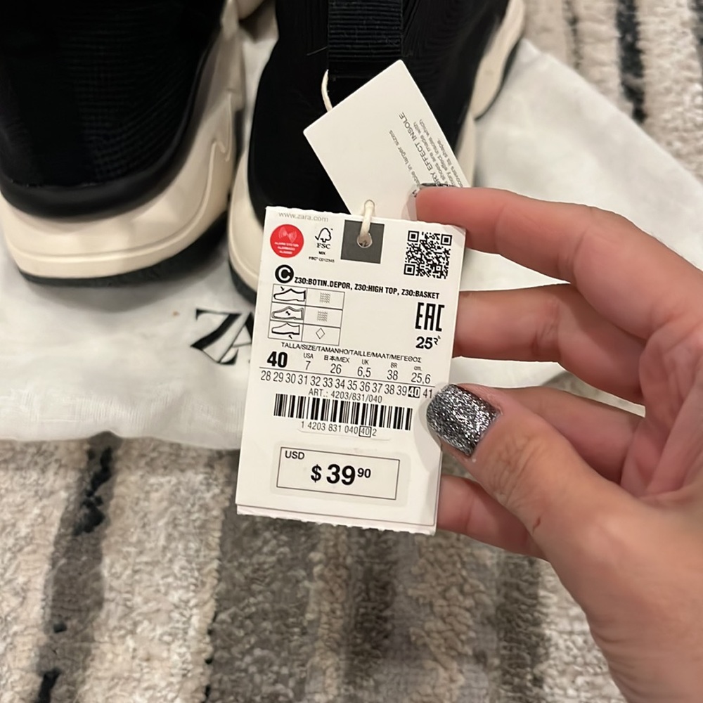 Zara Slip On Sneakers Sz 7 Mens - Picture 4 of 5